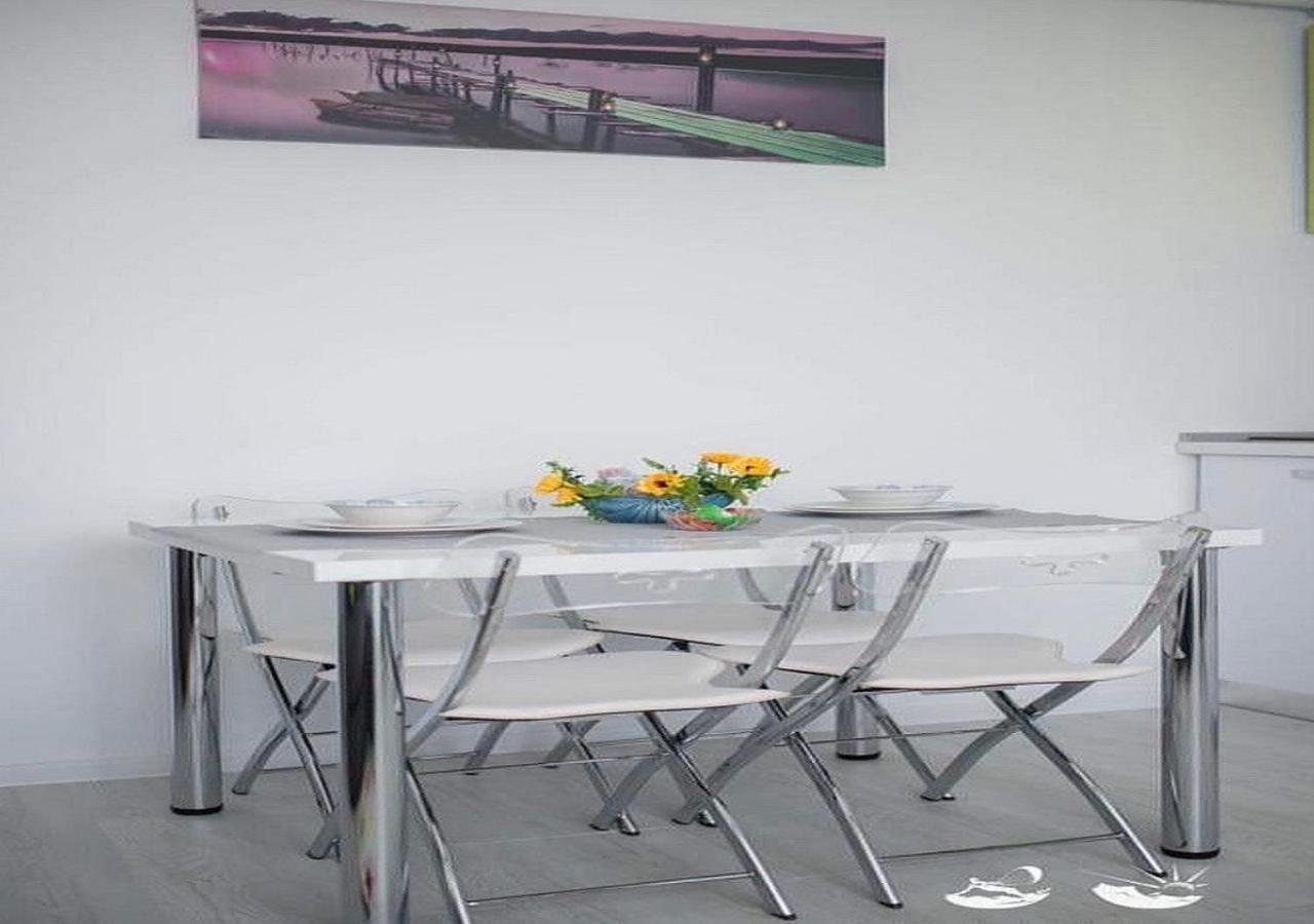 Apartel Joy Năvodari Esterno foto